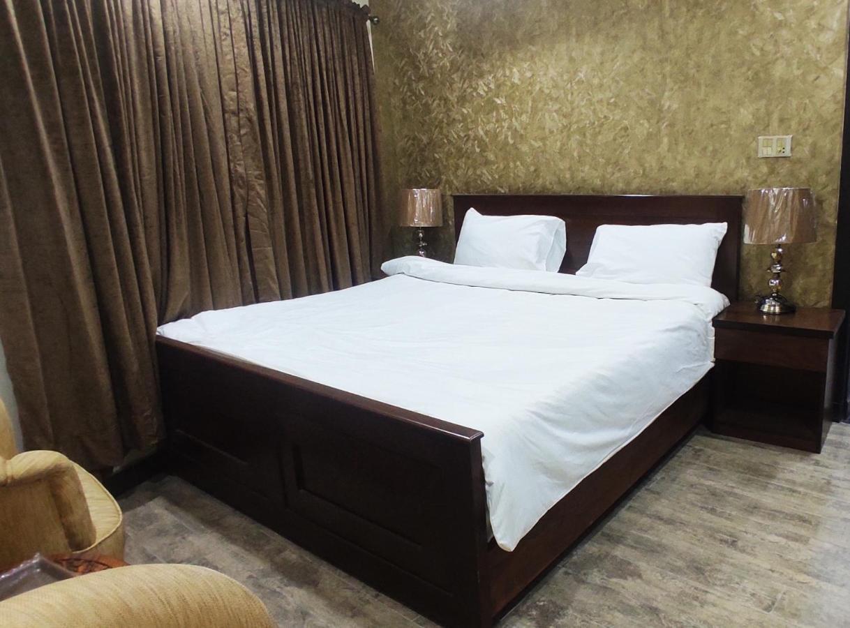 Hotel Daffodils Равалпинди Екстериор снимка