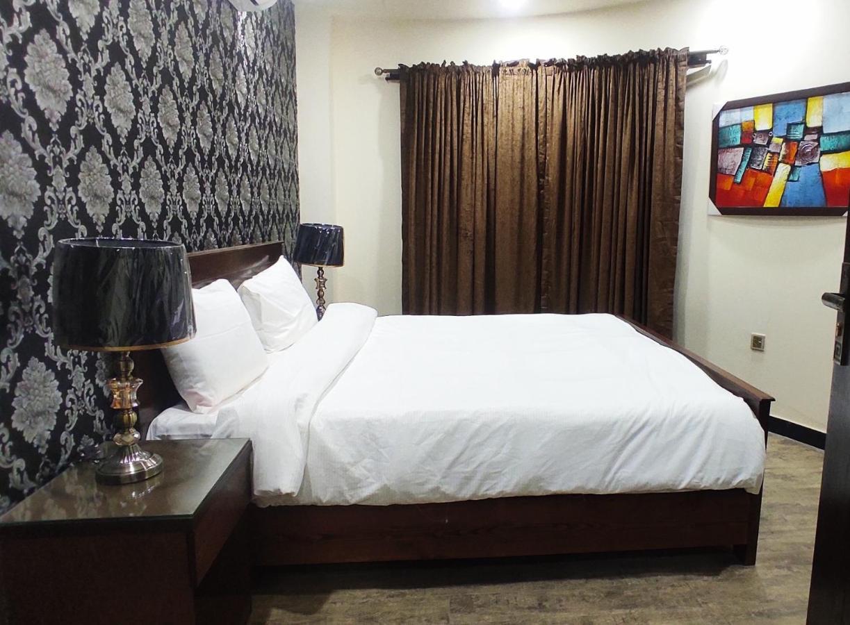Hotel Daffodils Равалпинди Екстериор снимка