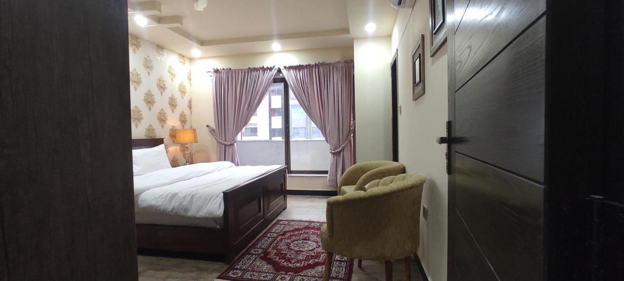 Hotel Daffodils Равалпинди Екстериор снимка