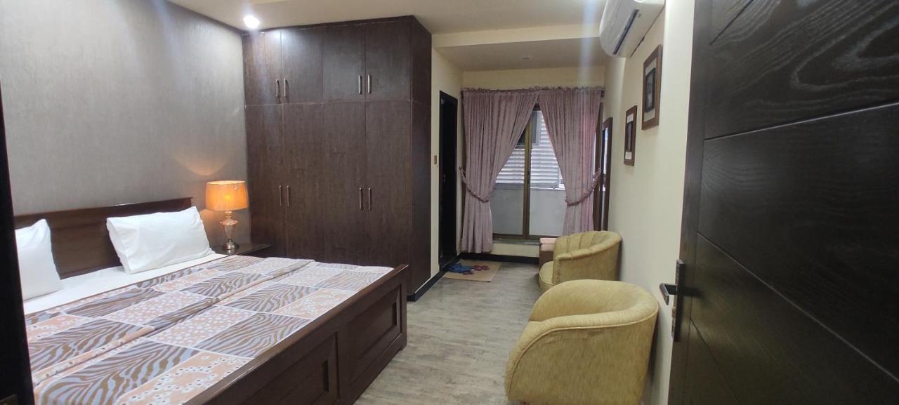 Hotel Daffodils Равалпинди Екстериор снимка