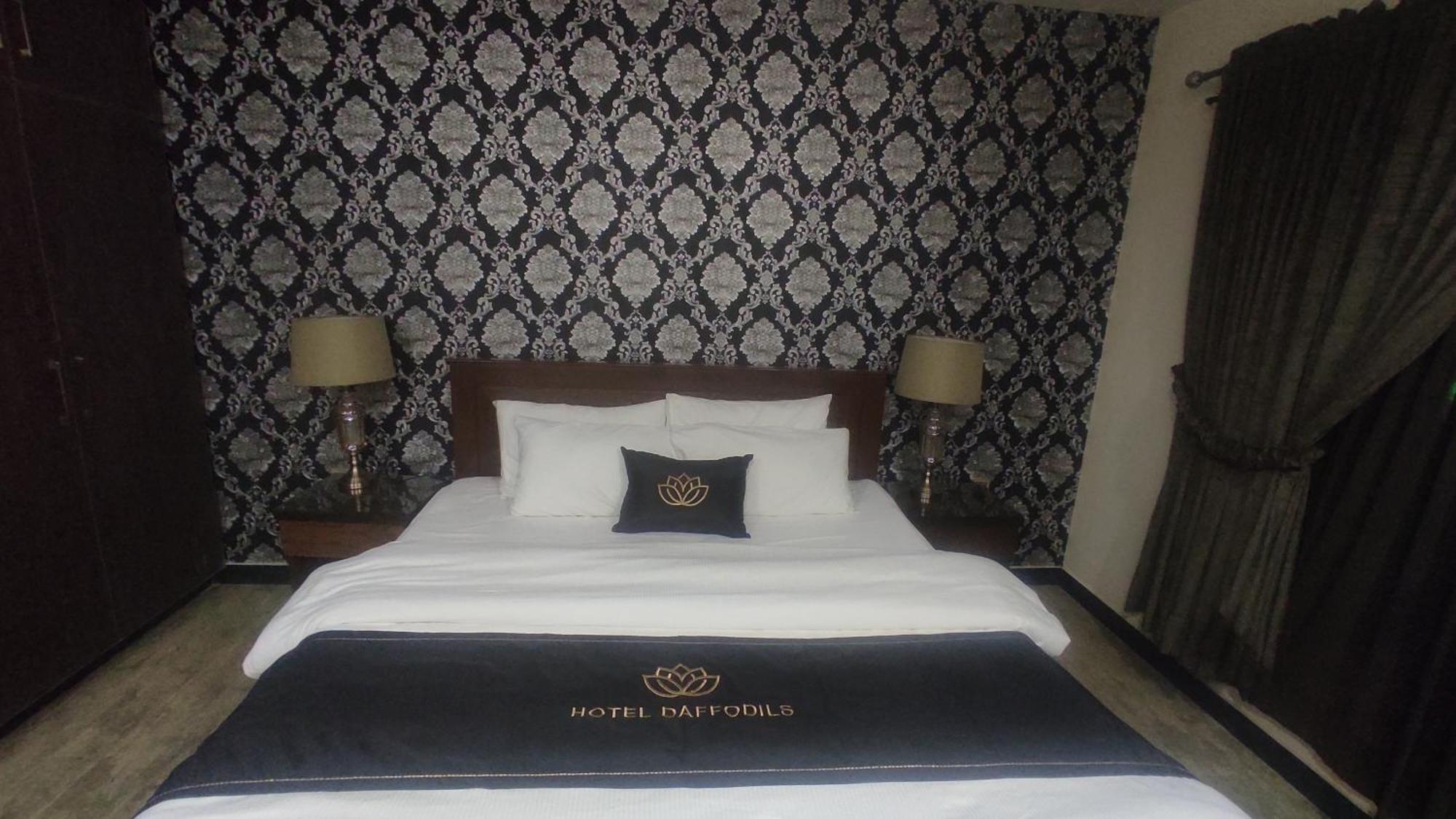 Hotel Daffodils Равалпинди Екстериор снимка