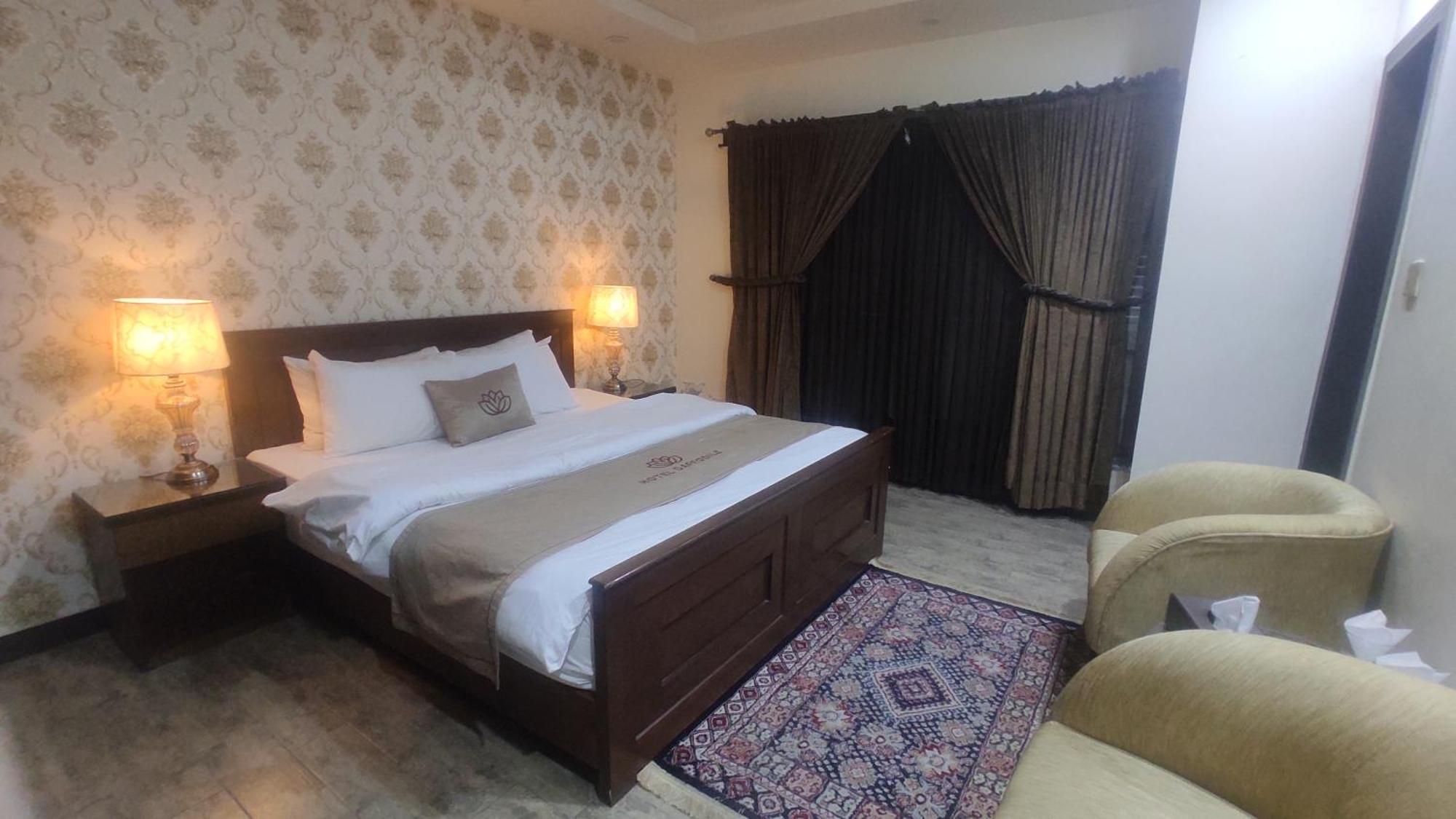 Hotel Daffodils Равалпинди Екстериор снимка