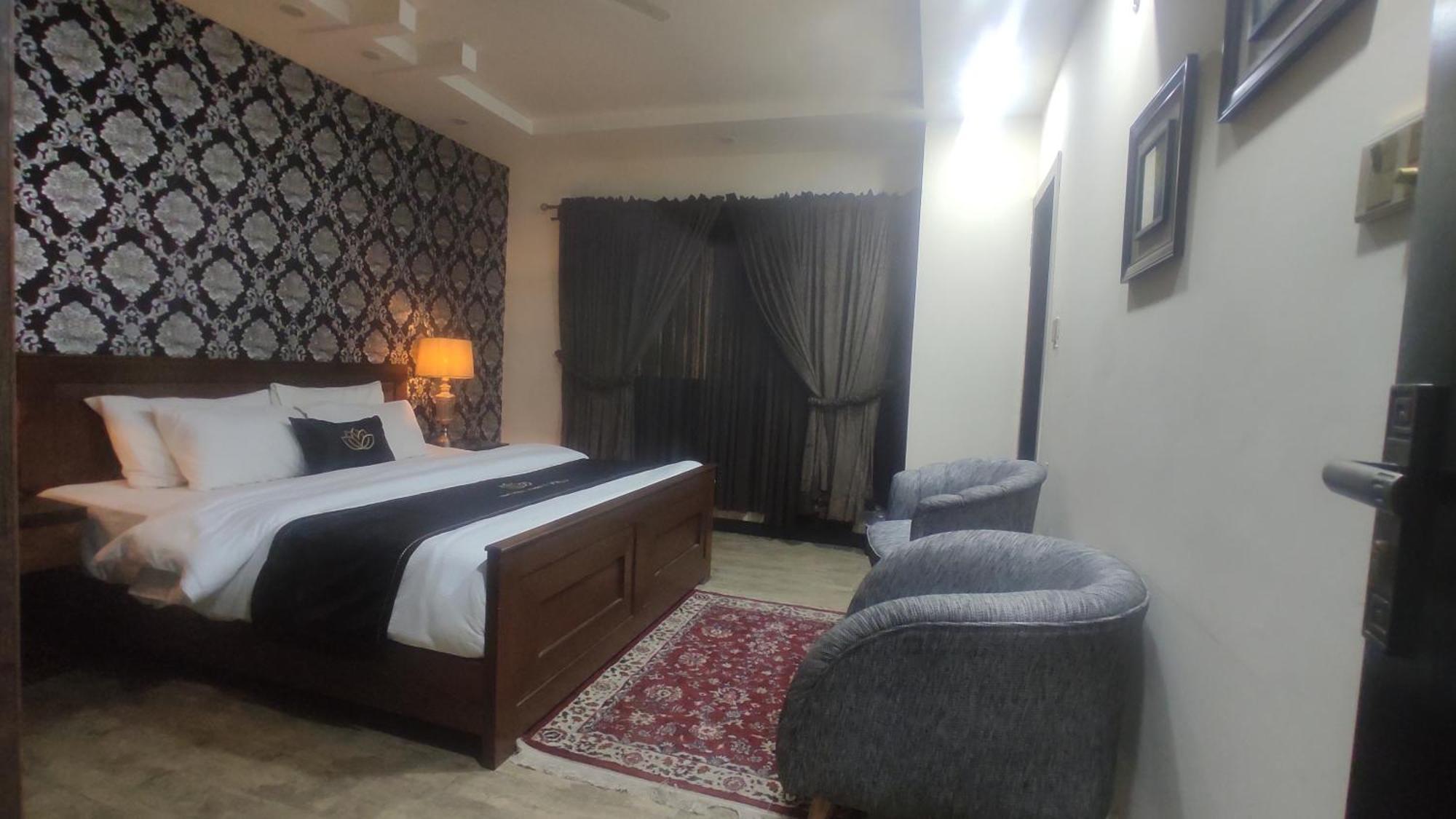 Hotel Daffodils Равалпинди Екстериор снимка