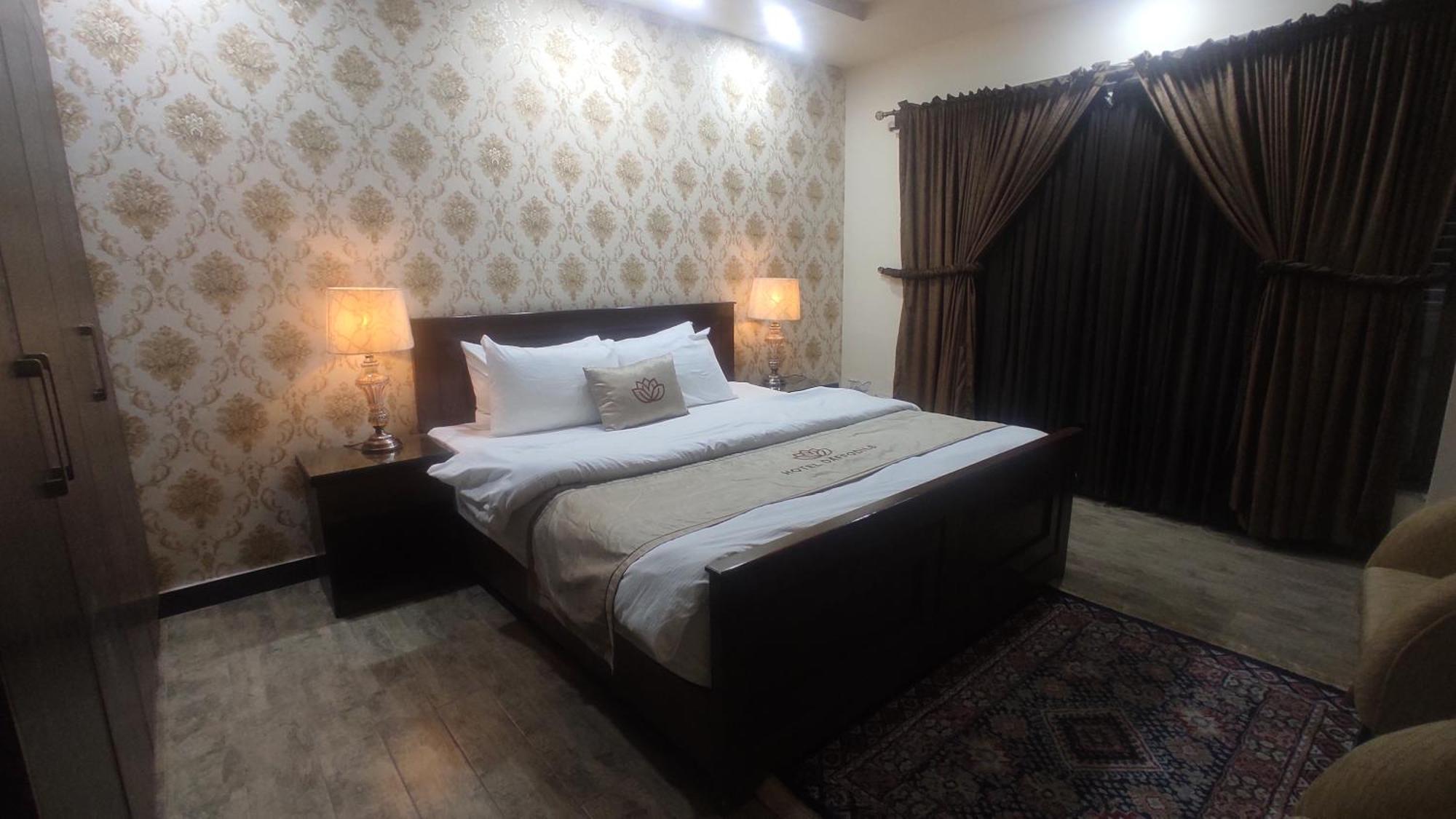 Hotel Daffodils Равалпинди Екстериор снимка