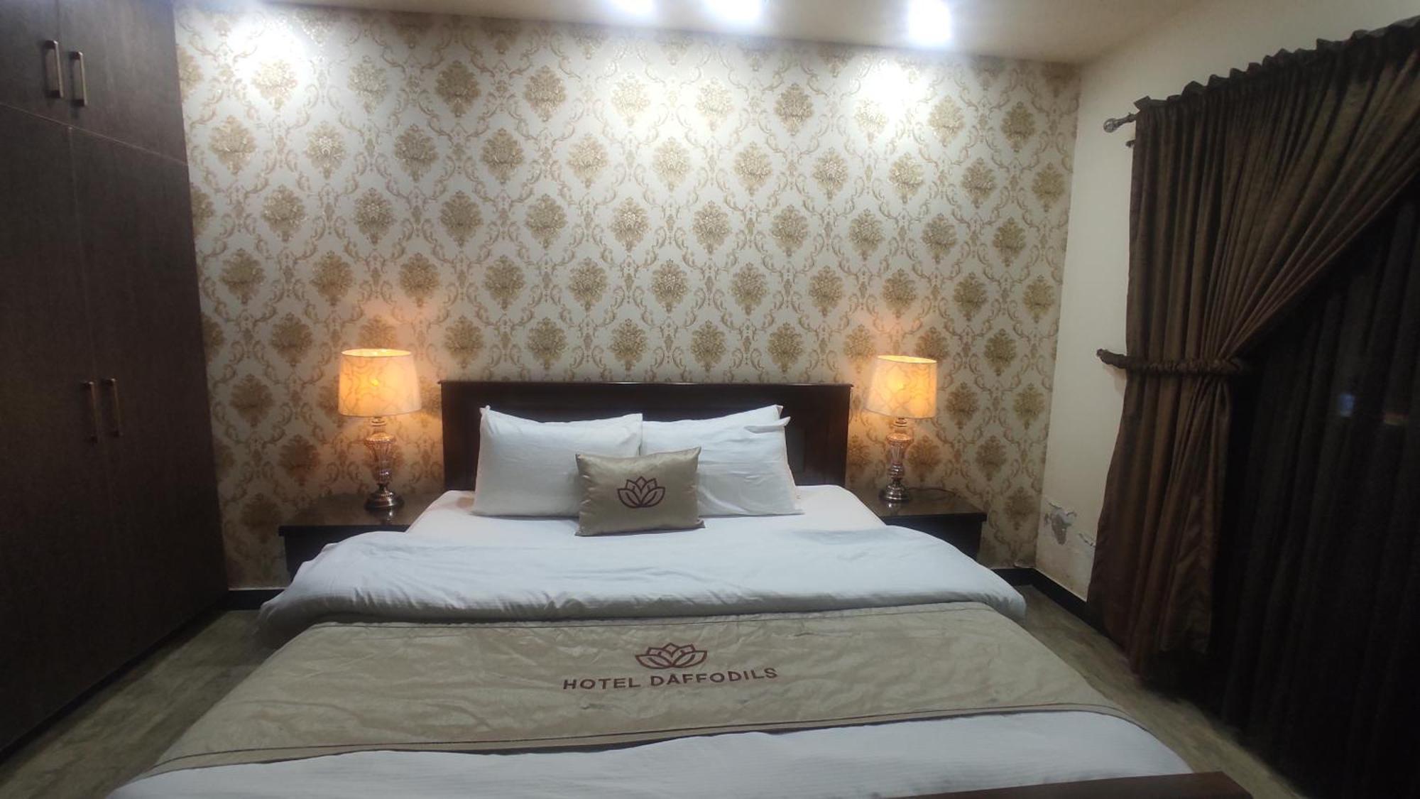 Hotel Daffodils Равалпинди Екстериор снимка
