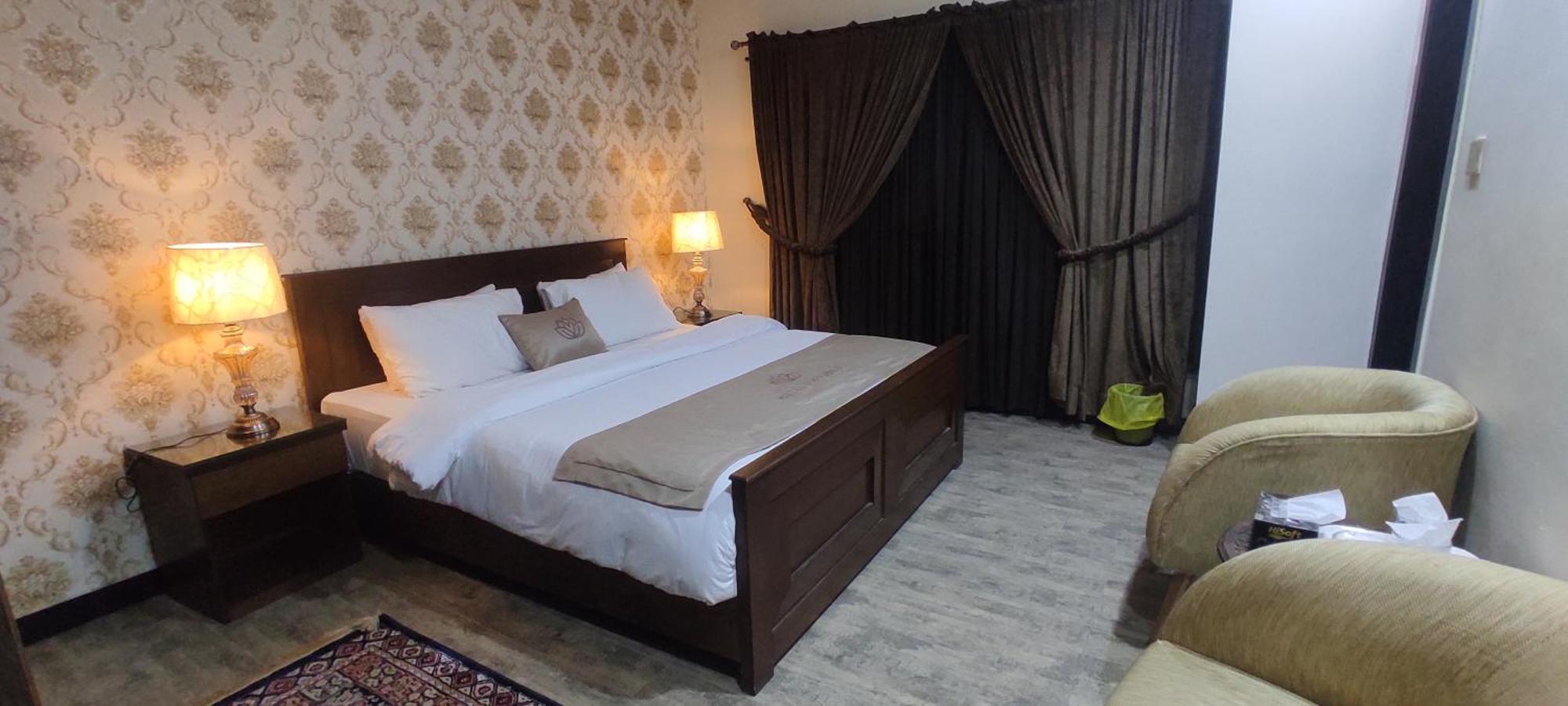 Hotel Daffodils Равалпинди Екстериор снимка