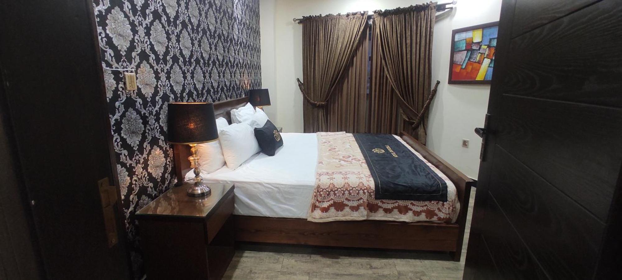 Hotel Daffodils Равалпинди Екстериор снимка
