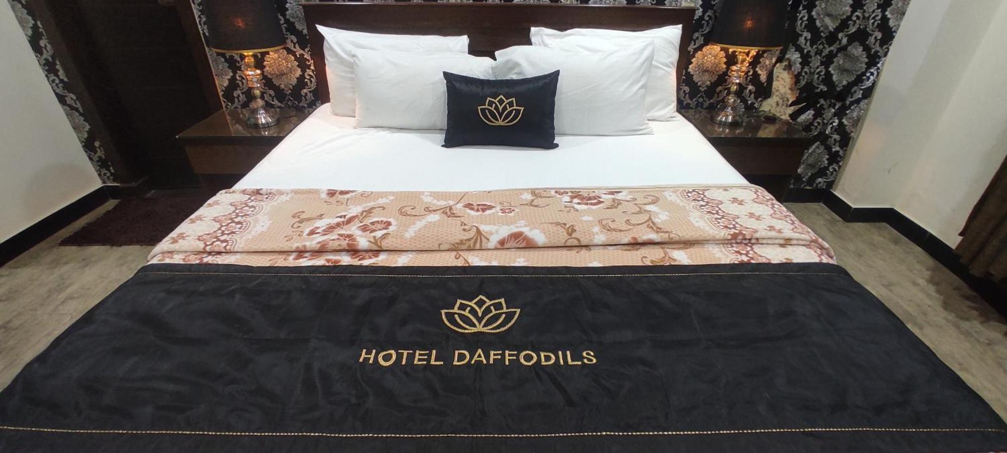 Hotel Daffodils Равалпинди Екстериор снимка