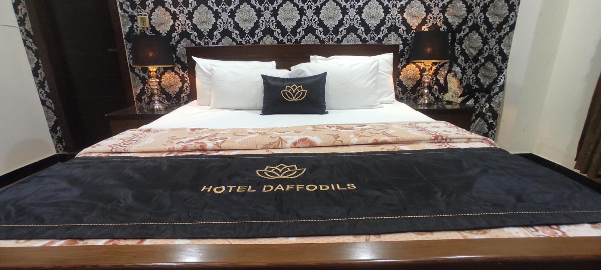 Hotel Daffodils Равалпинди Екстериор снимка