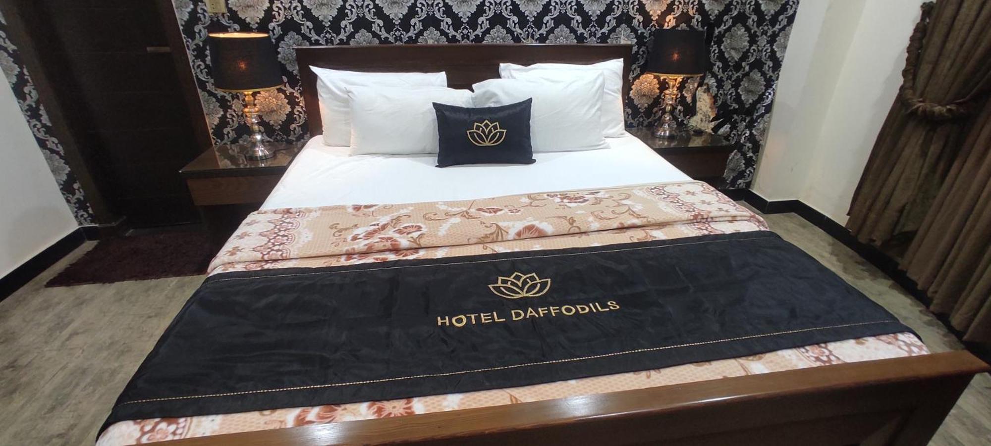 Hotel Daffodils Равалпинди Екстериор снимка
