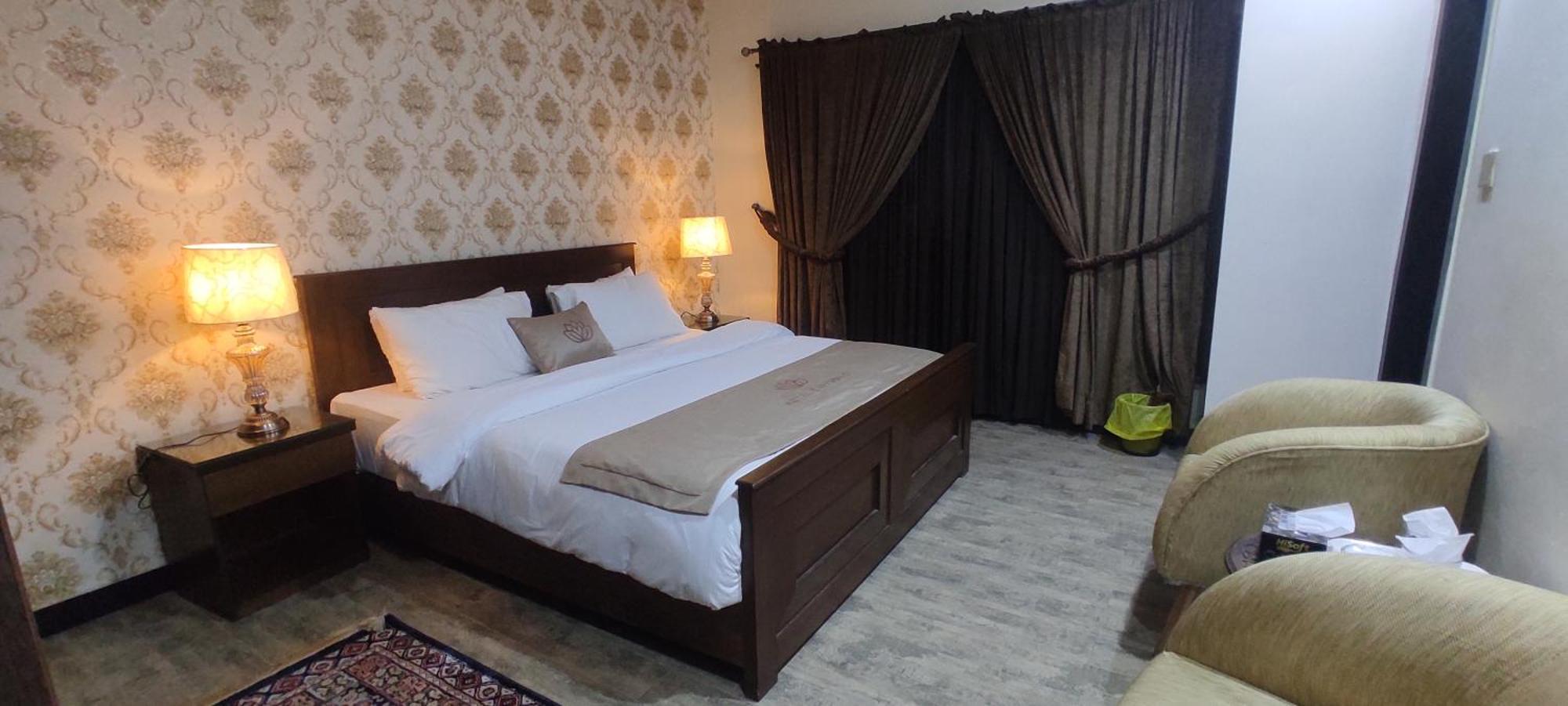 Hotel Daffodils Равалпинди Екстериор снимка