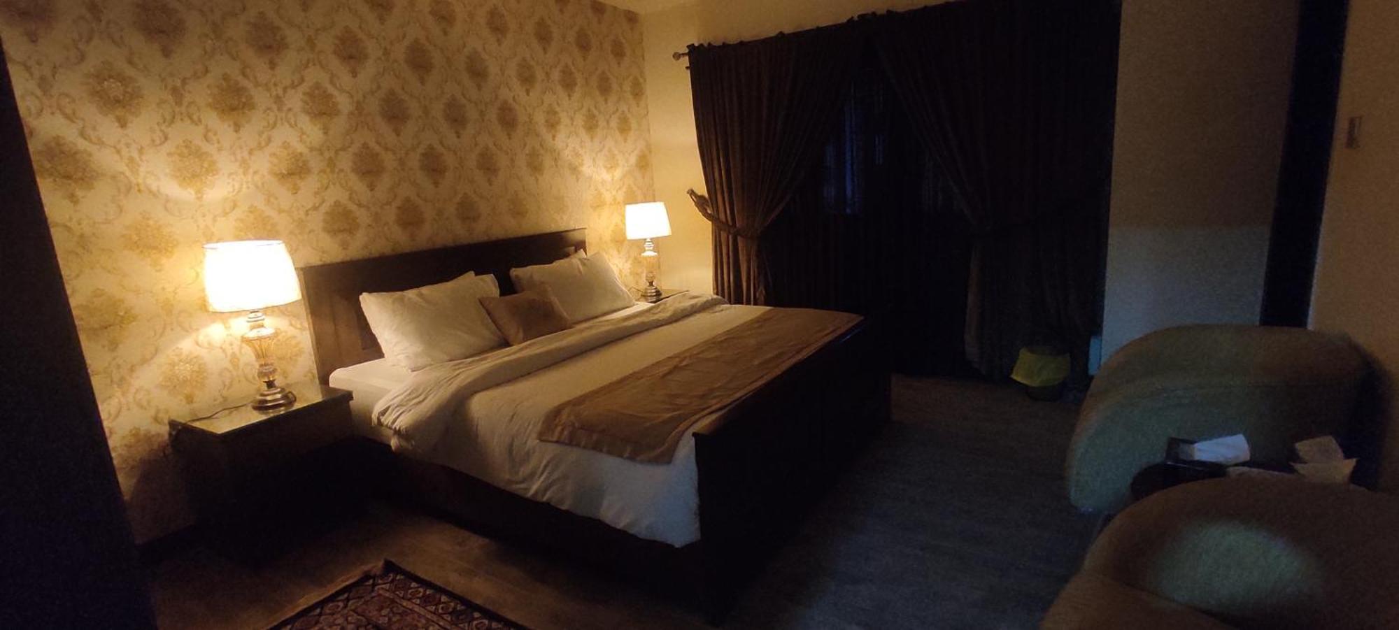 Hotel Daffodils Равалпинди Екстериор снимка